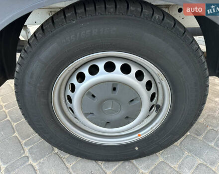 Белый Мерседес Sprinter, объемом двигателя 2.14 л и пробегом 419 тыс. км за 22999 $, фото 24 на Automoto.ua