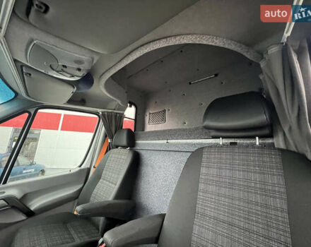 Белый Мерседес Sprinter, объемом двигателя 2.14 л и пробегом 384 тыс. км за 28999 $, фото 8 на Automoto.ua