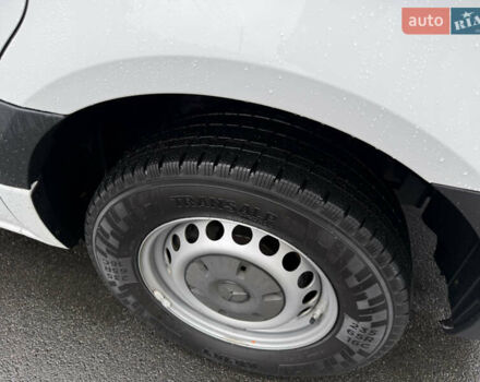 Белый Мерседес Sprinter, объемом двигателя 2.14 л и пробегом 500 тыс. км за 27500 $, фото 14 на Automoto.ua