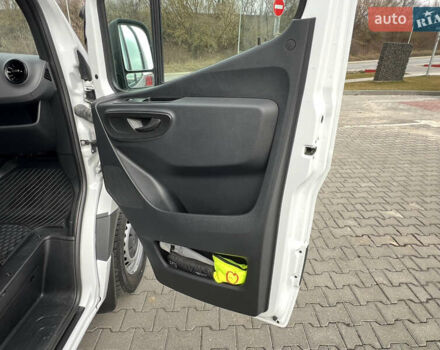 Белый Мерседес Sprinter, объемом двигателя 2 л и пробегом 11 тыс. км за 38900 $, фото 32 на Automoto.ua