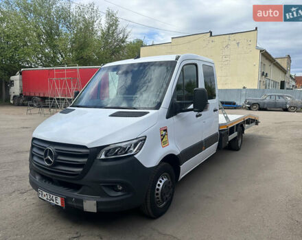 Белый Мерседес Sprinter, объемом двигателя 1.95 л и пробегом 250 тыс. км за 56498 $, фото 4 на Automoto.ua