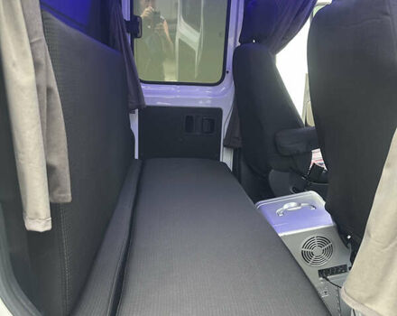 Белый Мерседес Sprinter, объемом двигателя 1.95 л и пробегом 250 тыс. км за 56498 $, фото 14 на Automoto.ua