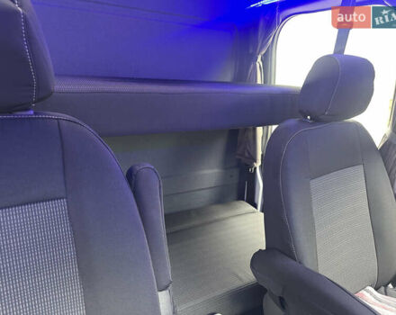 Белый Мерседес Sprinter, объемом двигателя 1.95 л и пробегом 250 тыс. км за 56498 $, фото 17 на Automoto.ua