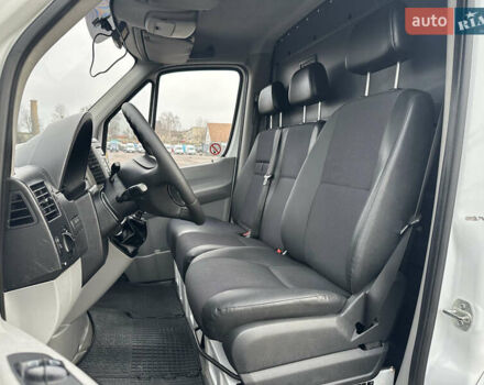 Білий Мерседес Sprinter, об'ємом двигуна 2.2 л та пробігом 238 тис. км за 22900 $, фото 27 на Automoto.ua