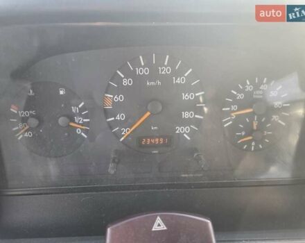 Белый Мерседес Sprinter, объемом двигателя 2.87 л и пробегом 234 тыс. км за 16000 $, фото 1 на Automoto.ua