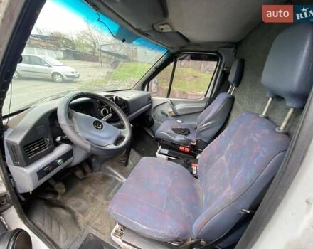 Белый Мерседес Sprinter, объемом двигателя 2.87 л и пробегом 400 тыс. км за 10000 $, фото 3 на Automoto.ua