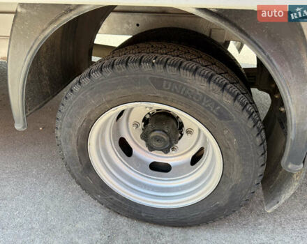 Белый Мерседес Sprinter, объемом двигателя 2.2 л и пробегом 350 тыс. км за 18300 $, фото 7 на Automoto.ua