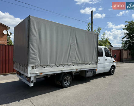 Белый Мерседес Sprinter, объемом двигателя 2.2 л и пробегом 350 тыс. км за 18300 $, фото 3 на Automoto.ua