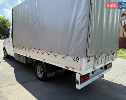 Белый Мерседес Sprinter, объемом двигателя 2.2 л и пробегом 350 тыс. км за 18300 $, фото 6 на Automoto.ua