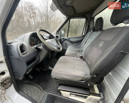 Білий Мерседес Sprinter, об'ємом двигуна 2.15 л та пробігом 343 тис. км за 10900 $, фото 11 на Automoto.ua