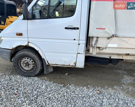 Мерседес Sprinter 2002 у Івано-Франківську на Automoto.ua Білий Мерседес Sprinter, об'ємом двигуна 2.69 л та пробігом 560 тис. км за 8900 $, фото 4 на Automoto.ua