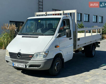 Белый Мерседес Sprinter, объемом двигателя 2.15 л и пробегом 275 тыс. км за 13999 $, фото 1 на Automoto.ua