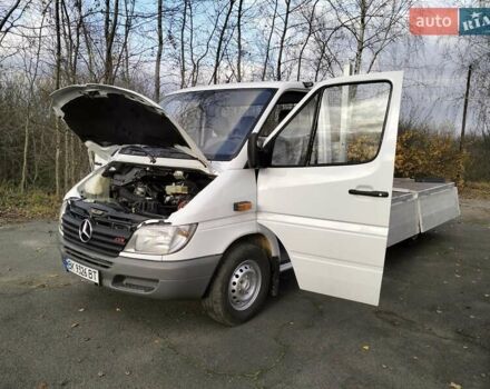Белый Мерседес Sprinter, объемом двигателя 2.3 л и пробегом 274 тыс. км за 14500 $, фото 7 на Automoto.ua