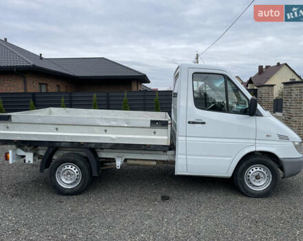 Белый Мерседес Sprinter, объемом двигателя 0 л и пробегом 344 тыс. км за 11500 $, фото 4 на Automoto.ua