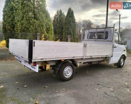 Белый Мерседес Sprinter, объемом двигателя 2.3 л и пробегом 274 тыс. км за 13500 $, фото 4 на Automoto.ua