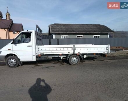 Белый Мерседес Sprinter, объемом двигателя 2.15 л и пробегом 345 тыс. км за 10500 $, фото 6 на Automoto.ua