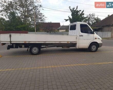 Белый Мерседес Sprinter, объемом двигателя 2.15 л и пробегом 577 тыс. км за 12000 $, фото 1 на Automoto.ua