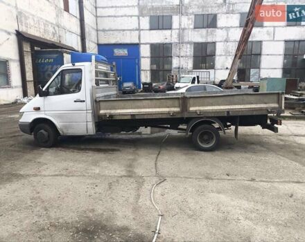 Белый Мерседес Sprinter, объемом двигателя 2.2 л и пробегом 832 тыс. км за 10000 $, фото 11 на Automoto.ua