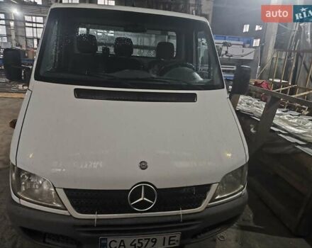 Белый Мерседес Sprinter, объемом двигателя 2.2 л и пробегом 832 тыс. км за 10000 $, фото 2 на Automoto.ua