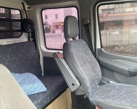 Белый Мерседес Sprinter, объемом двигателя 2.1 л и пробегом 500 тыс. км за 22000 $, фото 7 на Automoto.ua
