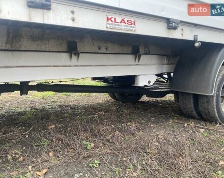 Белый Мерседес Sprinter, объемом двигателя 2.1 л и пробегом 500 тыс. км за 22000 $, фото 4 на Automoto.ua