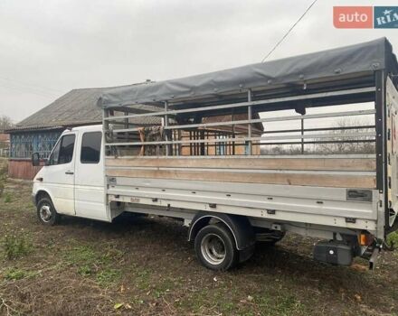 Белый Мерседес Sprinter, объемом двигателя 2.1 л и пробегом 500 тыс. км за 22000 $, фото 11 на Automoto.ua