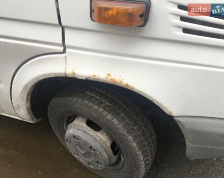 Белый Мерседес Sprinter, объемом двигателя 2.2 л и пробегом 832 тыс. км за 10000 $, фото 10 на Automoto.ua