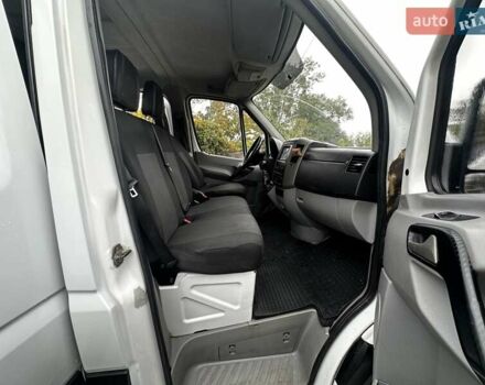 Білий Мерседес Sprinter, об'ємом двигуна 2.2 л та пробігом 395 тис. км за 11999 $, фото 23 на Automoto.ua