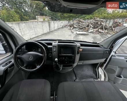 Белый Мерседес Sprinter, объемом двигателя 2.2 л и пробегом 395 тыс. км за 11800 $, фото 21 на Automoto.ua