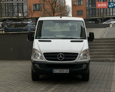 Білий Мерседес Sprinter, об'ємом двигуна 2.2 л та пробігом 320 тис. км за 18400 $, фото 1 на Automoto.ua