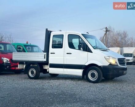 Белый Мерседес Sprinter, объемом двигателя 2.2 л и пробегом 161 тыс. км за 19800 $, фото 3 на Automoto.ua