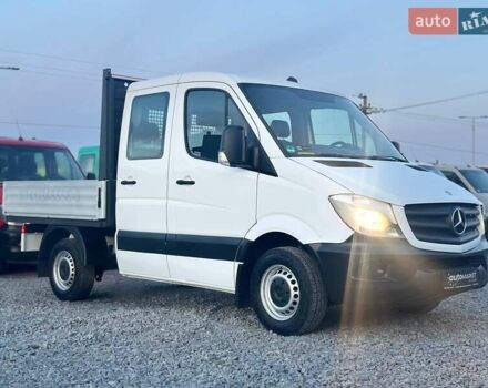Белый Мерседес Sprinter, объемом двигателя 2.2 л и пробегом 161 тыс. км за 19800 $, фото 5 на Automoto.ua