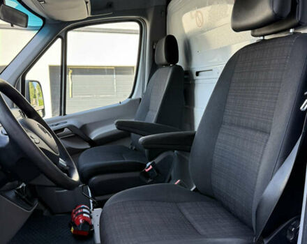 Белый Мерседес Sprinter, объемом двигателя 2.2 л и пробегом 280 тыс. км за 23200 $, фото 15 на Automoto.ua