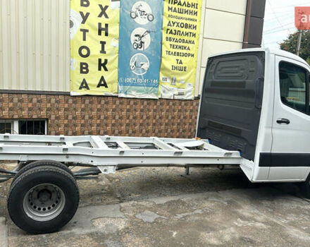 Белый Мерседес Sprinter, объемом двигателя 2.99 л и пробегом 20 тыс. км за 55990 $, фото 2 на Automoto.ua