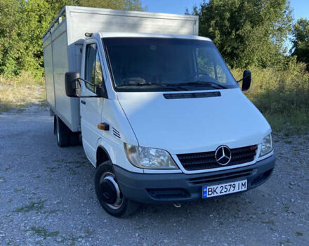 Білий Мерседес Sprinter, об'ємом двигуна 2.69 л та пробігом 304 тис. км за 18900 $, фото 1 на Automoto.ua