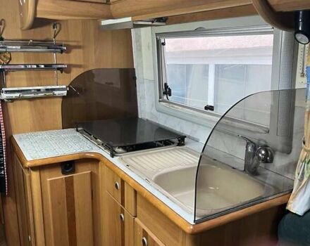 Белый Мерседес Sprinter, объемом двигателя 2.9 л и пробегом 200 тыс. км за 7900 $, фото 2 на Automoto.ua