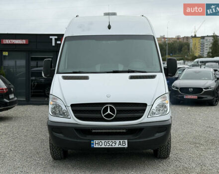 Белый Мерседес Sprinter, объемом двигателя 2.2 л и пробегом 440 тыс. км за 25500 $, фото 1 на Automoto.ua
