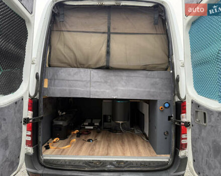 Белый Мерседес Sprinter, объемом двигателя 2.2 л и пробегом 440 тыс. км за 25500 $, фото 18 на Automoto.ua
