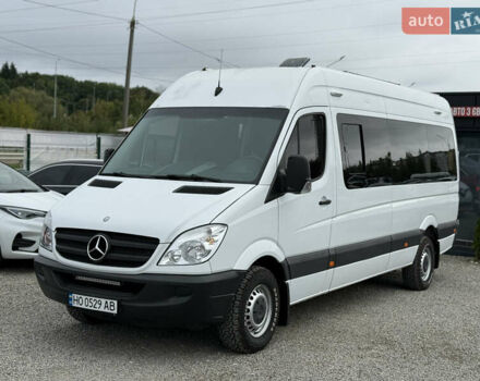 Белый Мерседес Sprinter, объемом двигателя 2.2 л и пробегом 440 тыс. км за 25500 $, фото 2 на Automoto.ua