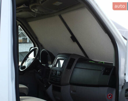 Белый Мерседес Sprinter, объемом двигателя 2.99 л и пробегом 600 тыс. км за 45000 $, фото 9 на Automoto.ua