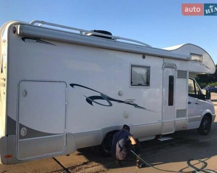 Белый Мерседес Sprinter, объемом двигателя 2.99 л и пробегом 85 тыс. км за 73000 $, фото 3 на Automoto.ua