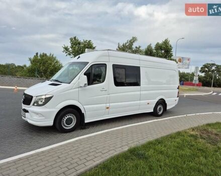 Білий Мерседес Sprinter, об'ємом двигуна 2.2 л та пробігом 200 тис. км за 45900 $, фото 1 на Automoto.ua