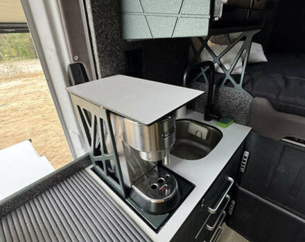 Белый Мерседес Sprinter, объемом двигателя 2.14 л и пробегом 253 тыс. км за 53000 $, фото 65 на Automoto.ua