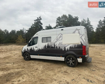 Белый Мерседес Sprinter, объемом двигателя 2.14 л и пробегом 253 тыс. км за 53000 $, фото 4 на Automoto.ua