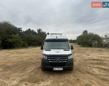 Белый Мерседес Sprinter, объемом двигателя 2.14 л и пробегом 253 тыс. км за 53000 $, фото 1 на Automoto.ua
