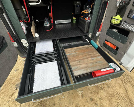 Белый Мерседес Sprinter, объемом двигателя 2.14 л и пробегом 253 тыс. км за 53000 $, фото 58 на Automoto.ua