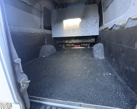 Белый Мерседес Sprinter, объемом двигателя 2.14 л и пробегом 600 тыс. км за 23300 $, фото 9 на Automoto.ua