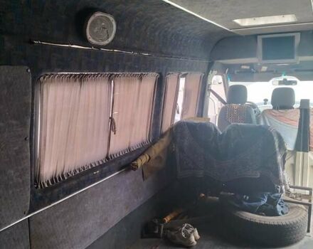 Білий Мерседес Sprinter, об'ємом двигуна 2.69 л та пробігом 950 тис. км за 13000 $, фото 4 на Automoto.ua