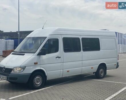 Белый Мерседес Sprinter, объемом двигателя 2.2 л и пробегом 480 тыс. км за 12000 $, фото 7 на Automoto.ua