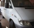 Белый Мерседес Sprinter, объемом двигателя 2.1 л и пробегом 350 тыс. км за 8535 $, фото 1 на Automoto.ua
